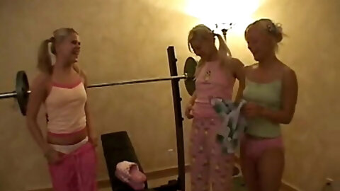 Amateur teens strip off and get into pjs